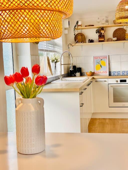 The Barefoot Bungalow In Picturesque Prestatyn Extérieur photo